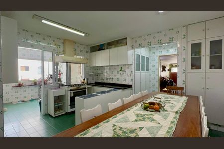 Apartamento à venda com 168m², 4 quartos e 1 vagaCopa