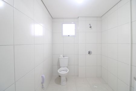 Banheiro Social de apartamento para alugar com 1 quarto, 37m² em Vila Isa, São Paulo