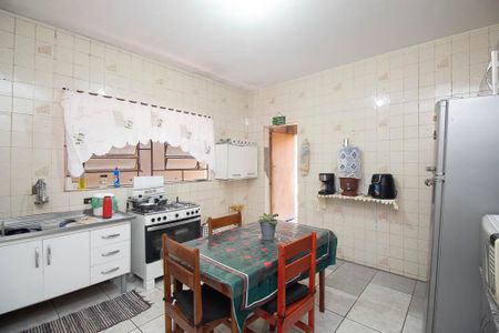 Cozinha de casa para alugar com 4 quartos, 300m² em Vila Nova Carolina, São Paulo