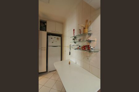 Apartamento à venda com 90m², 3 quartos e 2 vagasCozinha e Área de Serviço