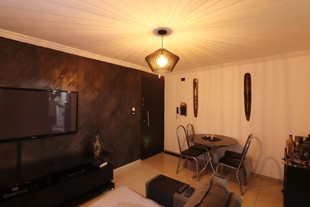 Sala de apartamento à venda com 2 quartos, 74m² em Baeta Neves, São Bernardo do Campo