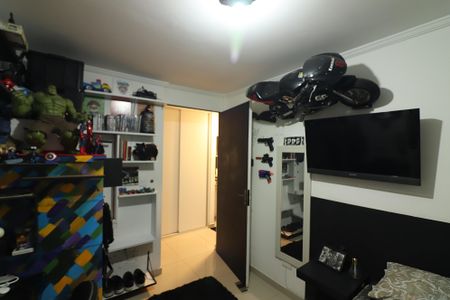 Apartamento à venda com 74m², 2 quartos e 1 vagaQuarto 2