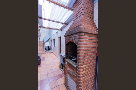 Casa para alugar com 80m², 2 quartos e 1 vagaQuintal compartilhado