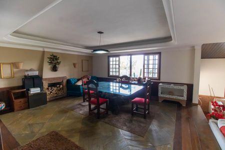 Casa para alugar com 800m², 5 quartos e 2 vagasSala