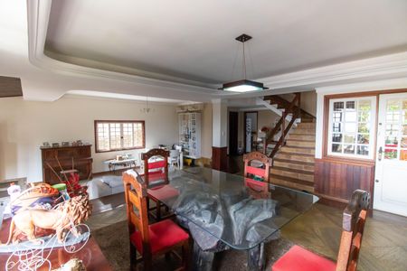 Casa para alugar com 800m², 5 quartos e 2 vagasSala