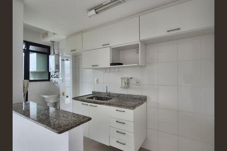 Apartamento à venda com 73m², 2 quartos e 1 vagaCozinha
