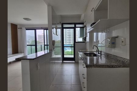 Apartamento à venda com 73m², 2 quartos e 1 vagaCozinha