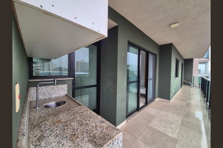 Apartamento à venda com 73m², 2 quartos e 1 vagaVaranda