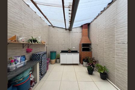 Casa à venda com 130m², 3 quartos e 2 vagasVaranda gourmet