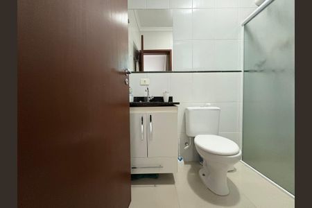 Casa à venda com 130m², 3 quartos e 2 vagasBanheiro da Suíte