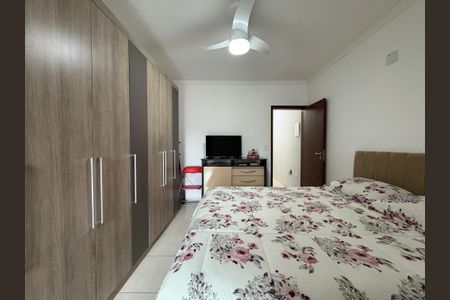 Casa à venda com 130m², 3 quartos e 2 vagasSuite