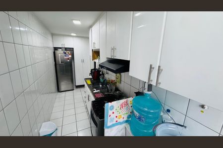 Cozinha de apartamento à venda com 2 quartos, 56m² em Vargem Pequena, Rio de Janeiro