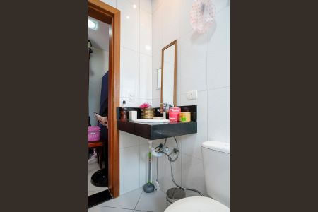 Casa à venda com 249m², 3 quartos e 3 vagasBanheiro da Suíte 2