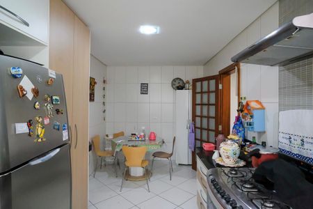 Casa à venda com 249m², 3 quartos e 3 vagasCozinha