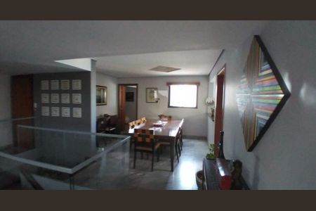 Apartamento à venda com 4 quartos, 330m² em Cambuí, Campinas