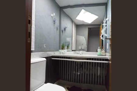 Apartamento à venda com 4 quartos, 330m² em Cambuí, Campinas