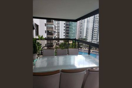 Apartamento à venda com 160m², 4 quartos e 2 vagas