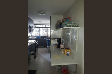Apartamento à venda com 160m², 4 quartos e 2 vagas