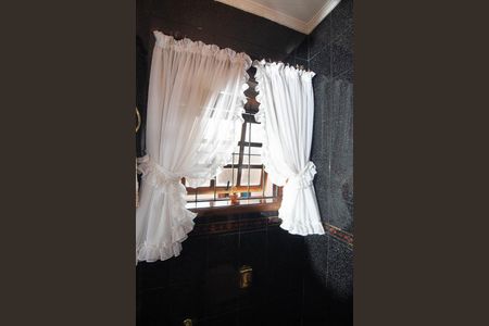 Casa para alugar com 610m², 4 quartos e 6 vagasLavabo