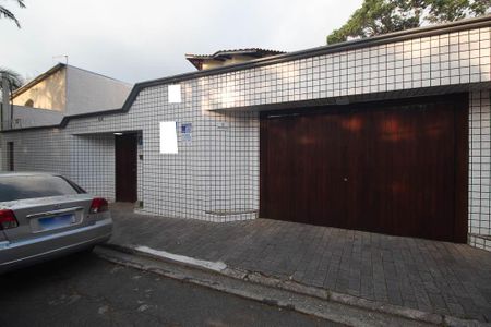 Casa para alugar com 610m², 4 quartos e 6 vagasFachada / Placa