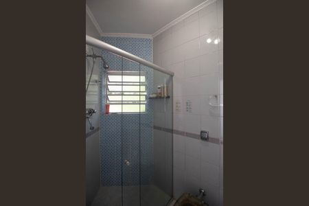 Casa para alugar com 610m², 4 quartos e 6 vagasBanheiro 