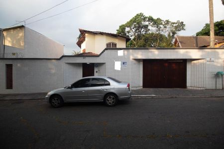 Casa para alugar com 610m², 4 quartos e 6 vagasFachada / Placa