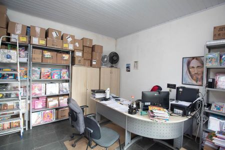 Casa para alugar com 610m², 4 quartos e 6 vagasEscritório