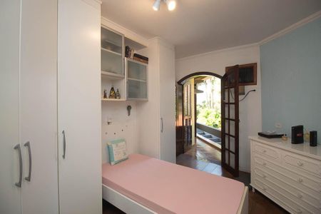 Casa para alugar com 610m², 4 quartos e 6 vagasQuarto