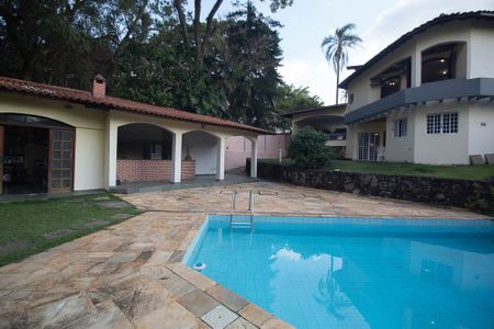 Casa para alugar com 610m², 4 quartos e 6 vagasÁrea Externa