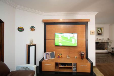 Casa para alugar com 610m², 4 quartos e 6 vagasSala