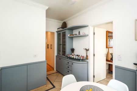 Apartamento à venda com 182m², 4 quartos e 3 vagas Apartamento à venda com 182m², 4 quartos e 3 vagasCopa