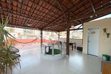 Apartamento à venda com 165m², 2 quartos e 1 vaga Apartamento à venda com 165m², 2 quartos e 1 vagaEspaço Gourmet