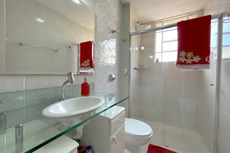 Apartamento à venda com 165m², 2 quartos e 1 vaga Apartamento à venda com 165m², 2 quartos e 1 vagaBanheiro Social