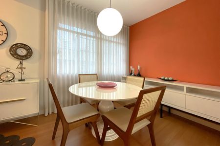 Apartamento à venda com 165m², 2 quartos e 1 vaga Apartamento à venda com 165m², 2 quartos e 1 vagaSala de jantar