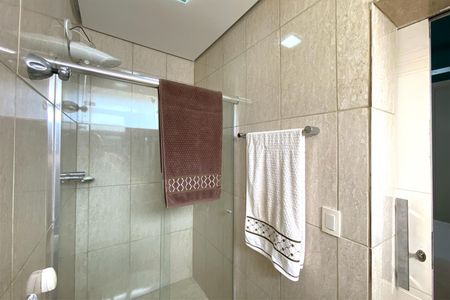 Apartamento à venda com 165m², 2 quartos e 1 vaga Apartamento à venda com 165m², 2 quartos e 1 vagaBanheiro da Suíte