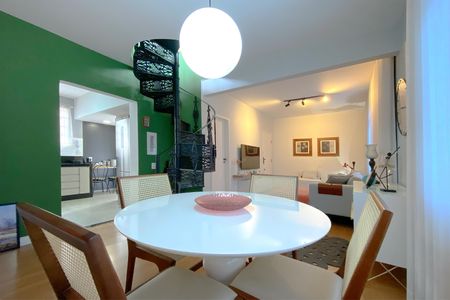 Apartamento à venda com 165m², 2 quartos e 1 vaga Apartamento à venda com 165m², 2 quartos e 1 vagaSala de jantar