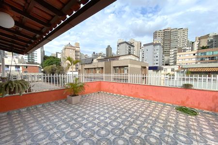 Apartamento à venda com 165m², 2 quartos e 1 vaga Apartamento à venda com 165m², 2 quartos e 1 vagaCobertura