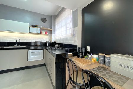 Apartamento à venda com 165m², 2 quartos e 1 vaga Apartamento à venda com 165m², 2 quartos e 1 vagaCozinha