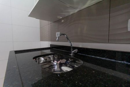 Apartamento para alugar com 45m², 2 quartos e sem vaga Apartamento para alugar com 45m², 2 quartos e sem vagaCozinha e Área de Serviço