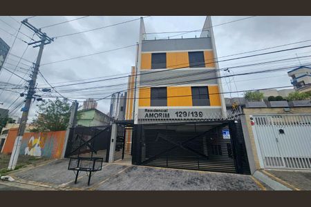 Apartamento para alugar com 45m², 2 quartos e sem vaga Apartamento para alugar com 45m², 2 quartos e sem vagaFachada