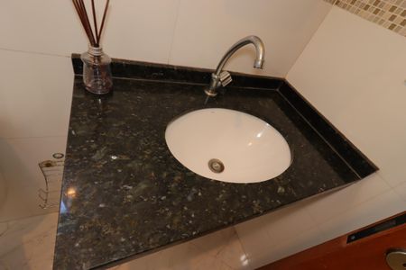 Apartamento para alugar com 166m², 3 quartos e 2 vagasBanheiro Social