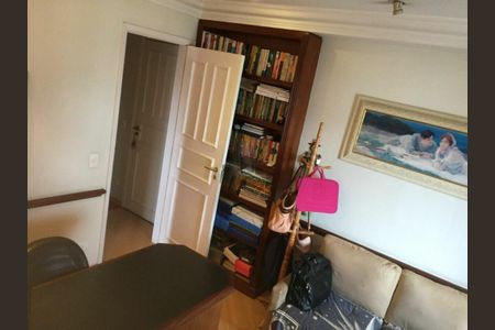 Apartamento à venda com 4 quartos, 200m² em Vila Uberabinha, São Paulo