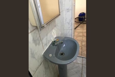 Casa à venda com 4 quartos, 180m² em Jardim Eulina, Campinas