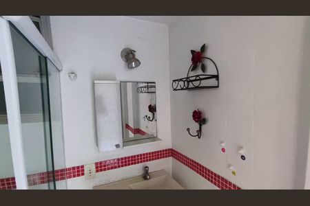 Apartamento à venda com 62m², 2 quartos e 1 vagaBanheiro Social