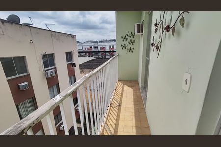 Apartamento à venda com 62m², 2 quartos e 1 vagaVaranda dos Quartos 1 e 2