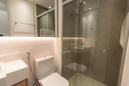 Apartamento à venda com 84m², 2 quartos e 2 vagasBanheiro da suíte 2