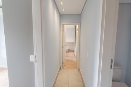 Apartamento à venda com 84m², 2 quartos e 2 vagasCorredor