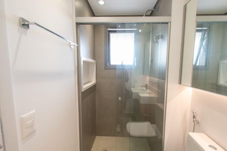 Apartamento à venda com 84m², 2 quartos e 2 vagasBanheiro da suíte 1