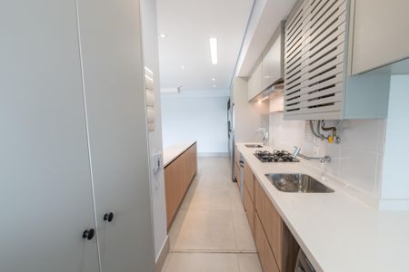Apartamento à venda com 84m², 2 quartos e 2 vagasÁrea de serviço