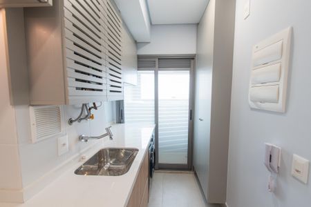 Apartamento à venda com 84m², 2 quartos e 2 vagasÁrea de serviço
